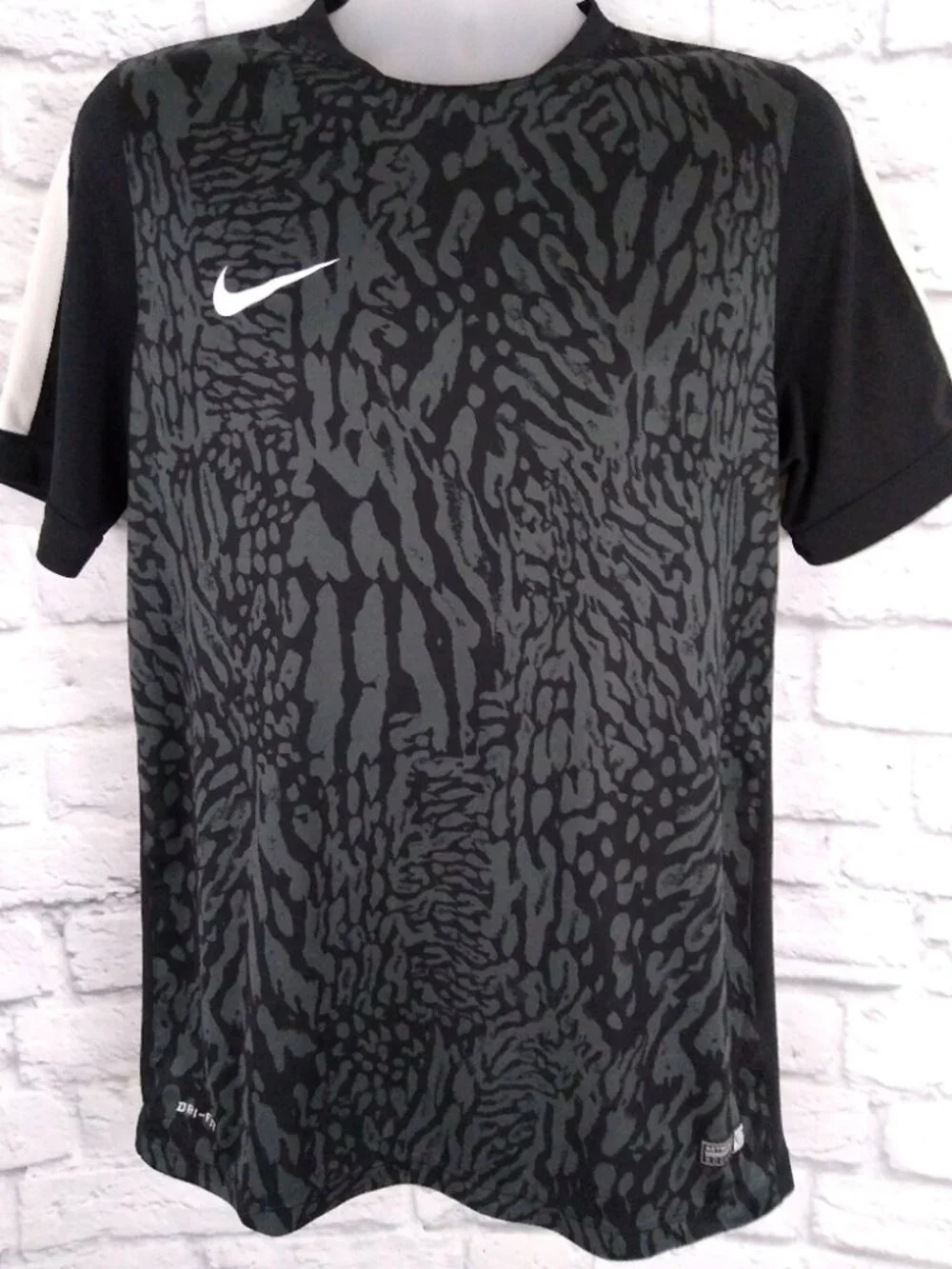 Nike Dri Fit Cheetah Print Soccer Training Shirt Large